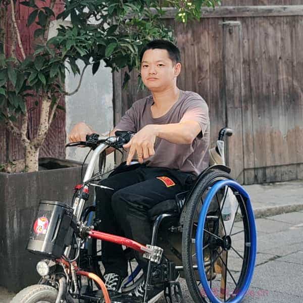 33岁岁湖北单身帅哥 - 辽阳吉缘网